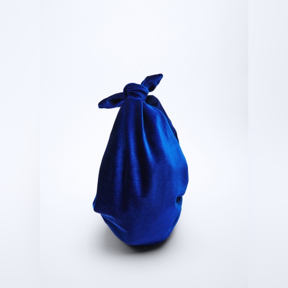 NWT. Zara Bluish Velvet Bucket Bag. - Picture 7 of 12